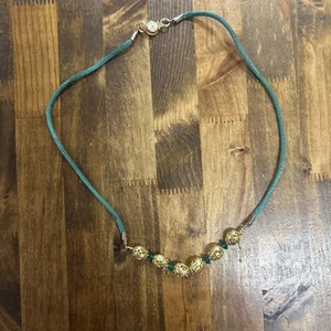 "Collar verde con cuentas de oro de 19"" 1/20 14k 6,57 gramos" - Imagen 1 de 4