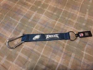 PHILADELPHIA EAGLES Keyring Keychain Ring / Strap & Carabiner - Picture 1 of 7