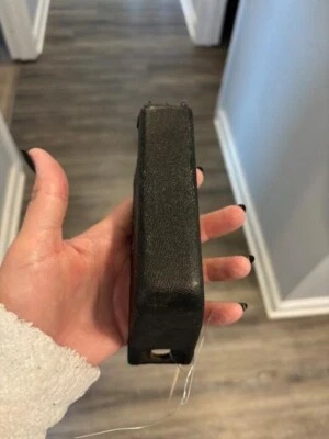 Protector de parachoques delantero izquierdo Cadillac Cimarron 1985-1988 PN#1627902 Foto 1 de 4