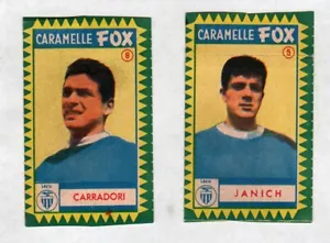 LAZIO 2 FIGURINE CARAMELLE FOX 1961 JANICH 5 E CARRADORI 8 - Foto 1 di 1