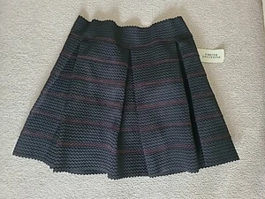 Forever 21 Black Pleated Short Skirt, Size M - Picture 1 of 1
