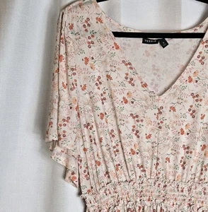 Torrid Floral MESH SMOCKED WAIST FLUTTER SLEEVE TOP Size 3 peplum cottagecore - Picture 1 of 8