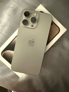 Apple iPhone 15 Pro Max - 256 GB - Natural Titanium (Unlocked) - Photo 1 sur 6