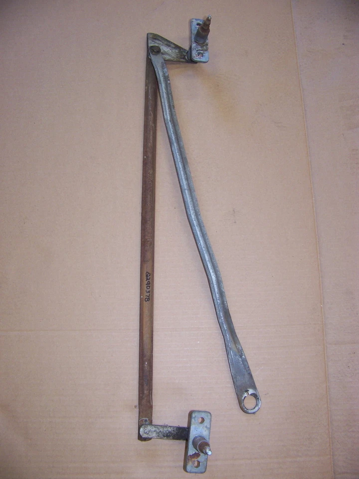 1963 PLYMOUTH VALIANT WIPER LINKAGE & PIVÔS FABRICANTE DE EQUIPAMENTO ORIGINAL - Imagem 1 de 4