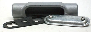 NEW LOT OF 7 APPLETON APP C17 1/2" CONDUIT BODY W/COVER & GASKET MK - Picture 1 of 1