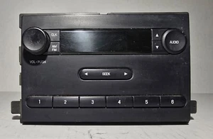 05-07 Ford F250 F350 Factory Radio Head Unit AM/FM OEM 5C3T-18K810-Af *Blem* - Picture 1 of 3
