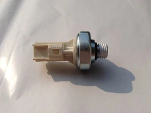 S141 New Engine Oil Pressure Switch OEM# F81Z9278AA - Bild 1 von 4