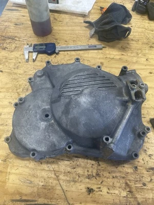 1996 HONDA FOURTRAX FOREMAN 400 CLUTCH COVER 11330-HM7-000 11330-HN0-670 - Image 1 of 3