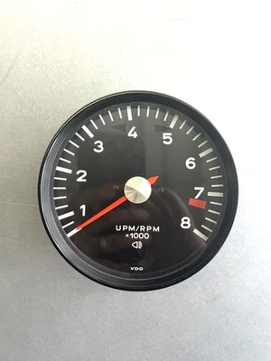 Medidor de tacômetro usado VDO Porsche 911S 1972/73 91164130301 - Imagem 1 de 4