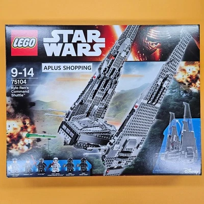 Lego 75104 Star Wars Kylo Ren's Command Shuttle 1005pcs FedEx Shipping - Sealed - Image 1 of 4