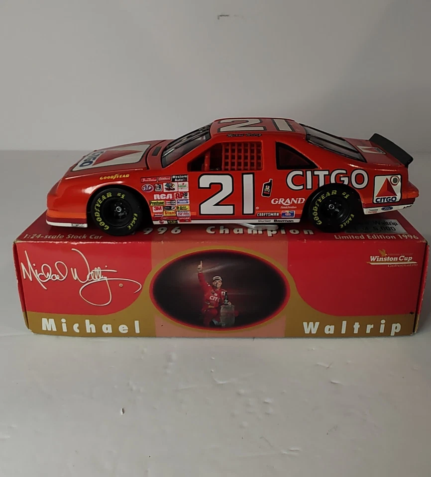 Action Racing 1996 NASCAR Champion Michael Waltrip # 21 Citgo Ford Thunderbird Foto 1 de 4