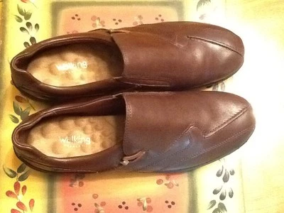 Zapatos cómodos sin cordones para mujer con cunas para caminar, marrón talla 9,5 ~ B ~ usados en excelente estado Foto 1 de 4