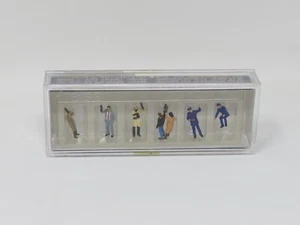Preiser 79141 Streetcar Driver Standing Passenger Figures N Scale Trains - Picture 1 of 1