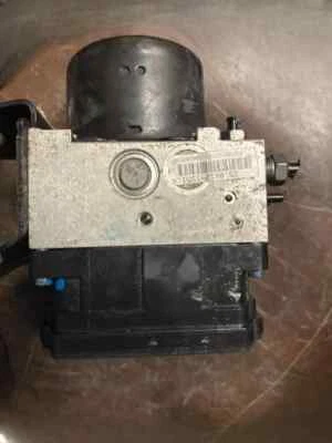 Conjunto de módulo de bomba de freno antibloqueo ABS Ford Focus 2008-2009 OEM Foto 1 de 4