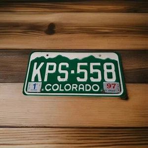 1997 Colorado License Plate KPS558 Green Mountains White Sky Man Cave Bar Garage - Picture 1 of 2