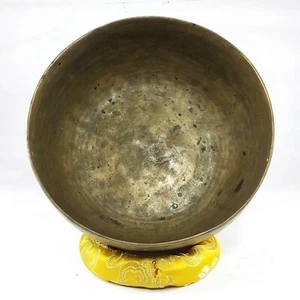 50+ Years 7" Old Yoga Beaten Antique Singing Bowl Buddhist Tibetan Vintage Nepal - Picture 1 of 5