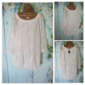 EVANS TOP SIZE 24, Ivory White embroidered 3/4 Sleeve Blouse, Elasticated Hem - Picture 1 of 8