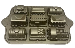 Nordic Ware 3D Railway Train Cake Pan Mold Cast 5 Cups 1.2 Liter C25 Nordicware - Picture 1 of 1