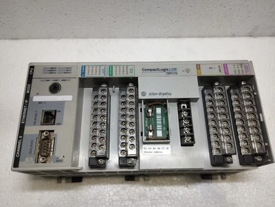 Allen Bradley 1769 L23E QBFC1B CompactLogix Controller Ethernet 24 V - Immagine 1 di 4
