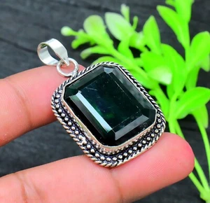 Chrome Diopside Gemstone Handmade 925 Sterling Silver Jewelry BaguettCut Pendant - Picture 1 of 4