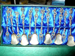 Montagnani Stil Italien gestempelt Demitasse 6 Schaufeln Löffel & 6 Gabel figürlich verziert - Bild 1 von 15