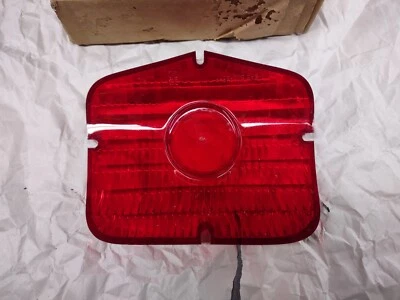 Lente de luz trasera nueva Mopar 1963 Plymouth Belvedere Sport Fury Savoy Fury  Foto 1 de 2