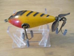 Esca da pesca VINTAGE ca 1952 ~ "TOP BOMBER" compagnia esche ~ #4020 ~ costole giallo-nero ~ - Foto 1 di 11