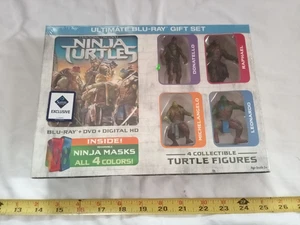 TMNT Teenage Mutant Ninja Turtles Action Figures Collectible BluRay DVD Gift Set - Foto 1 di 7