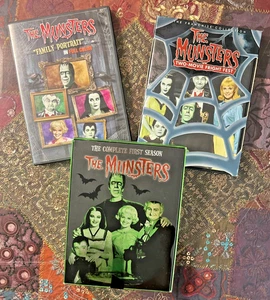 Rare Mint OOP The MUNSTERS Season 1 Family Portrait 5 DVD Lot Fright Fest Movies - Picture 1 of 10