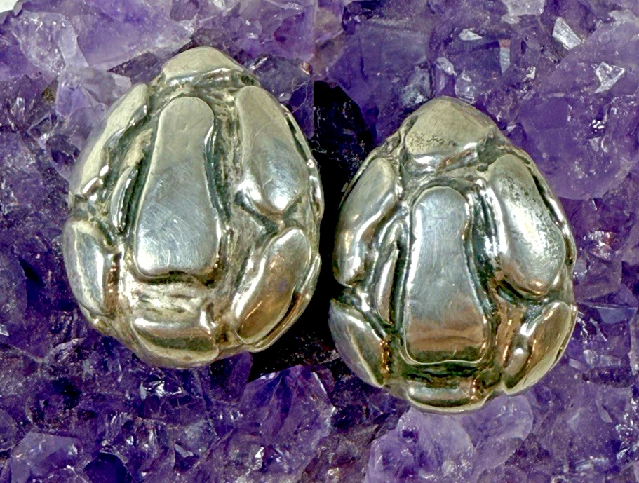 Pendientes de clip hinchados modernistas de plata de ley 925 SSD Simon Sebbag Designs Foto 1 de 4