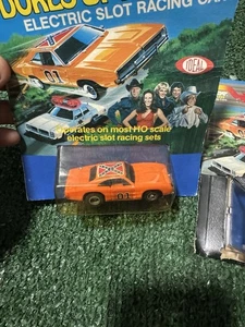 The Dukes of Hazzard the General Lee car and a Hazzard County police cruiser - Picture 1 of 7
