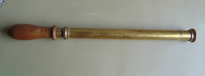 Ancien pulvérisateur en laiton , bruineuse - Photo 1/2