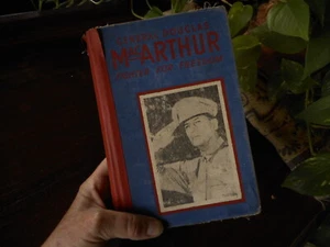 General Douglas MacArthur Fighter for Freedom 3rd Printing 1942 VERY POOR Condi - Picture 1 of 12