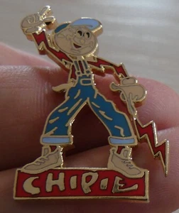 RARE PIN'S VINTAGE PUB VETEMENT CHIPIE JEANS EGF - Foto 1 di 5