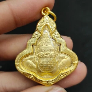 Phra Rahu Gigante Se Come la Luna Chapado en Oro Amuleto Tailandés Colgante Estuche Dorado Micrones - Imagen 1 de 7