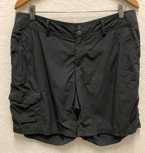 Columbia Women's Sz 12 Shorts Hiking Outdoor Omni Shade Quick Dry New - Picture 1 of 9