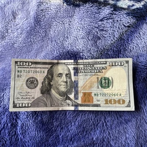 "Rare Repeater" Series 2017 A $100 Dollar Bill- Serial Number Serial # 72072060 - Picture 1 of 5