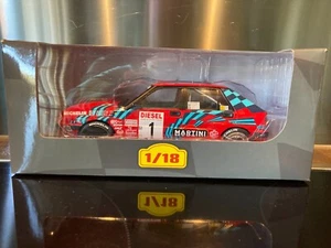 LANCIA DELTA HF INTEGRALE 16V MARTINI SANREMO 1989 BIASON SCALE 1/18 ALTAYA - Imagen 1 de 6