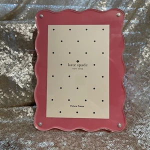 Kate Spade Ny 5x7 Pink Magnetic Acrylic Picture Frame - Picture 1 of 5