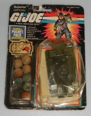 Vintage G.I. 1982 GI Joe ARAH Superior Gumball Paquete de Bolsillo Dispensador Mobat Tanque Foto 1 de 4