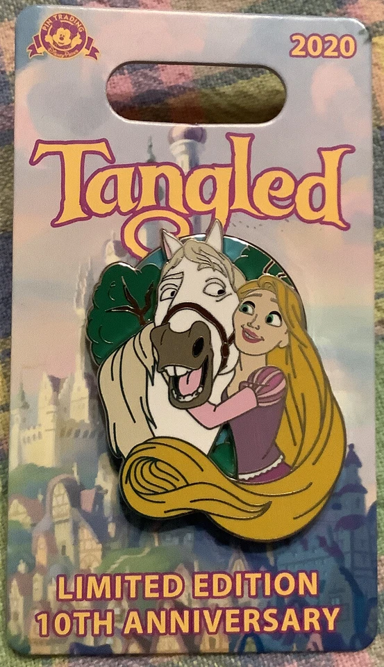 Disney Parks 2020 Tangled 10th Anniversary Rapunzel Maximus LE Pin - Image 1 of 3