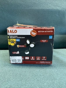 Halo Triple Head Motion Activated Security Floodlight Bronze TGS3S403MRRB - Picture 1 of 6