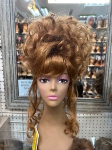 ** Peluca VEGAs Girl Updo clásica pequeños rizos castaño rojizo claro aspecto impresionante nueva con etiquetas - Imagen 1 de 2