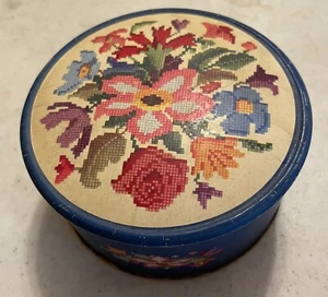 GOYA Dusting Powder approx. 4oz very rare  Vintage Unused, No Box. - Picture 1 of 5