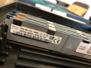 HYNIX HMT84GL7BMR4C-RD 32gb (1x32gb) Pc3-14900r Ddr3-1866mhz Sdram Quad Rank - Bild 1 von 3