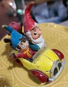 Vintage Corgi Comics Noddy Diecast Car Noddy's Car with Big Ears & Bear - Picture 1 of 5