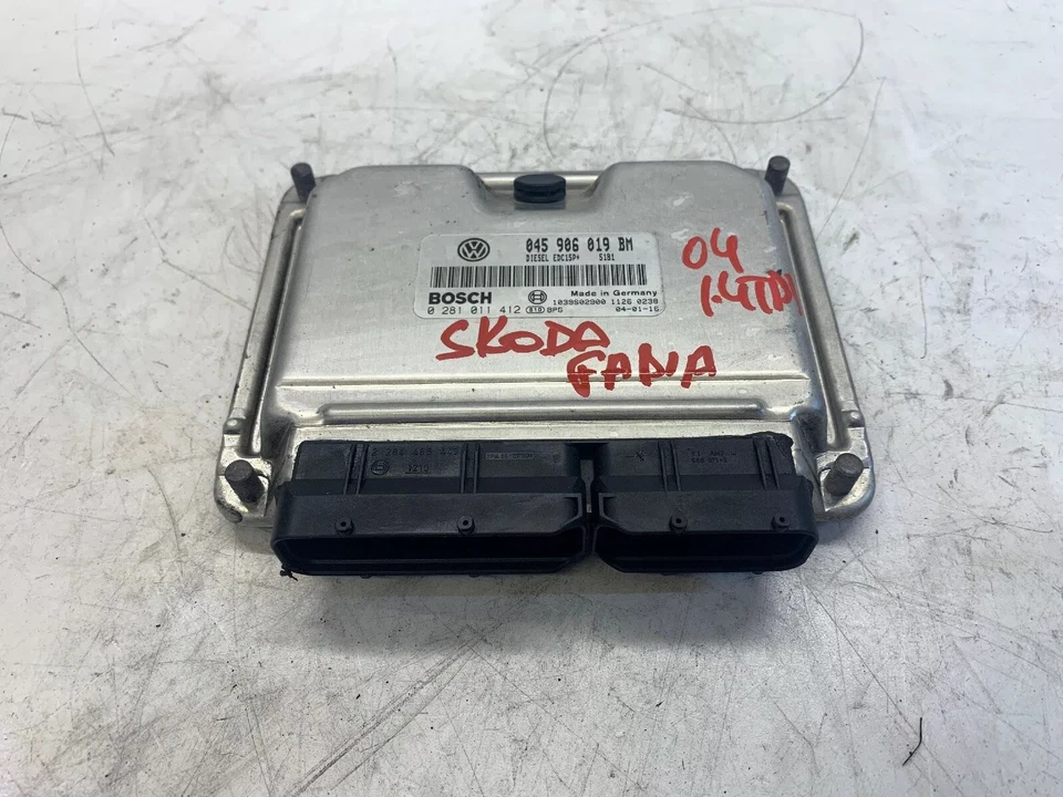 SKODA FABIA 1.4 TDI ENGINE ECU 045906019BM 0281011412  - Image 1 of 4