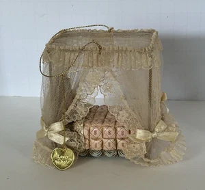 Lois Nichole Victorian Canapy Bed Ornament Doll House  Pink Beige - Picture 1 of 14
