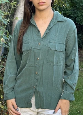 NWT Studio 121 S 100% Silk Button Up Top Shirt Blouse Green NEW - Image 1 of 4