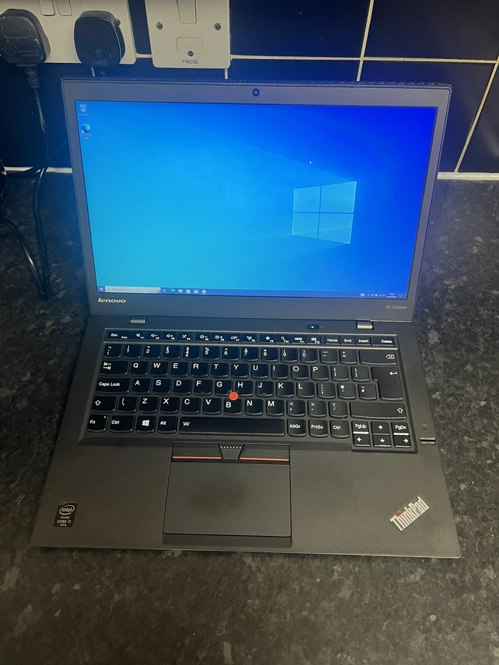 Lenovo Thinkpad X1 Carbon Core i7 5600U 2.60GHz 8GB 180GB 14" - Image 1 of 4